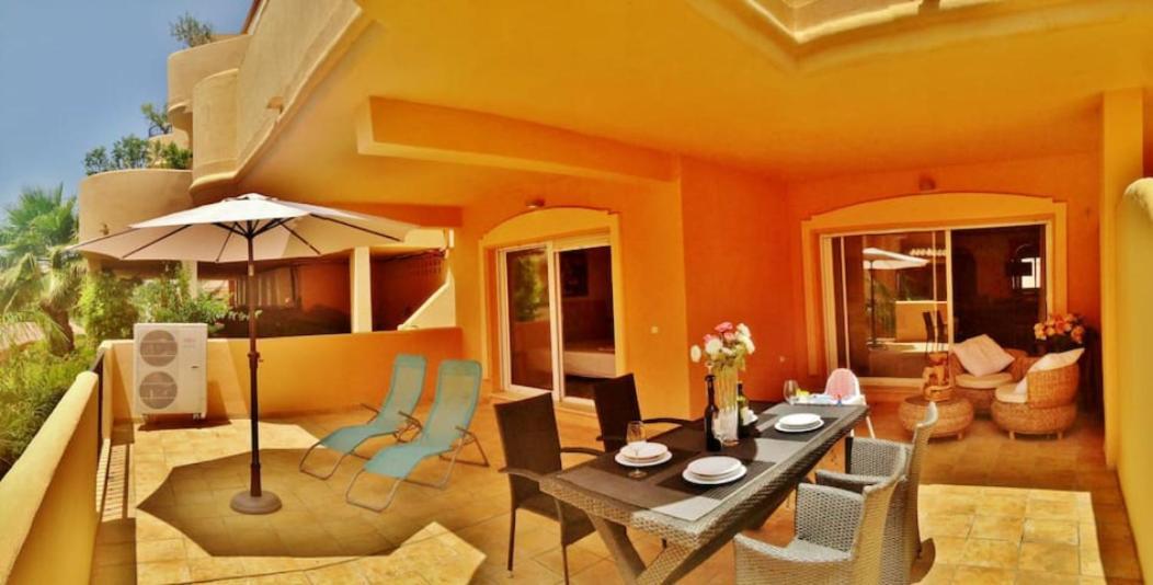 Aloha Hill Club 5 Star Golf Near Ppuerto Banus, Playground Of The Rich And Famous Lejlighed